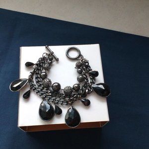 Women chunky bracelet black metal / crystals